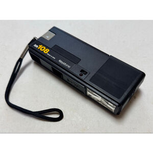 Vintage Keystone EverFlash XR108 Black Built-In Ecetonic Flash Film Camera *USA*